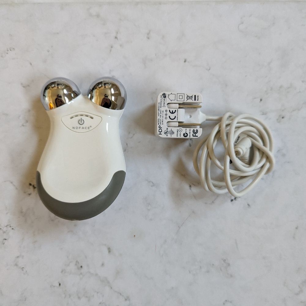 NuFace Mini Toning Facial Device